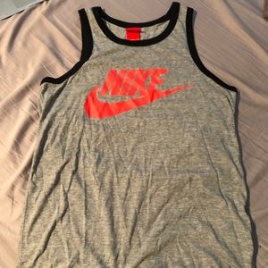 Nike workout tank NWOT